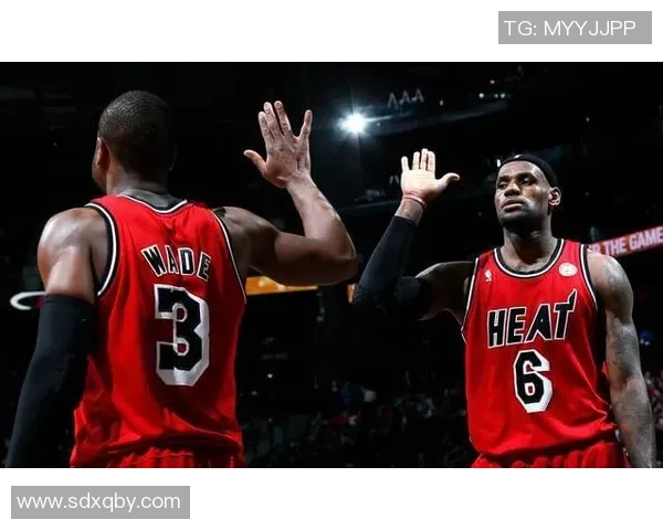 重庆篮球队在联合会杯中的崛起与成长历程全景回顾 重庆篮球队在联合会杯中的崛起与成长历程全景回顾